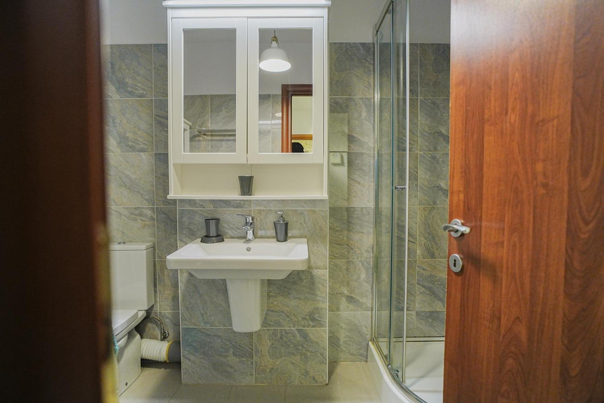Апартаменты Hideaway Near Parliament Building Бухарест Экстерьер фото
