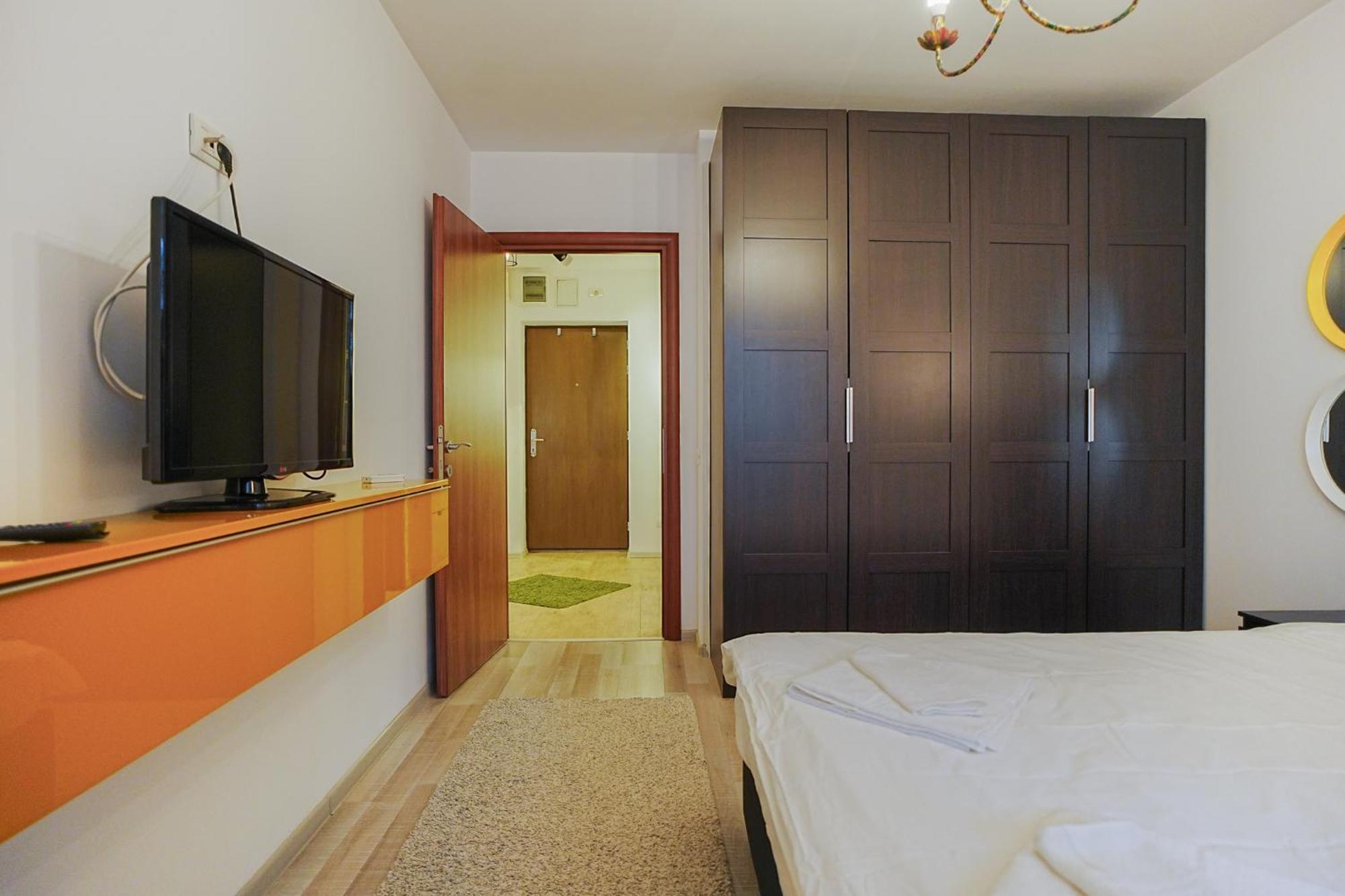 Апартаменты Hideaway Near Parliament Building Бухарест Экстерьер фото