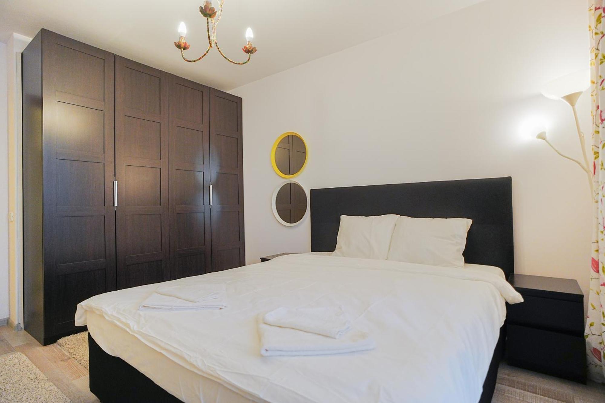 Апартаменты Hideaway Near Parliament Building Бухарест Экстерьер фото